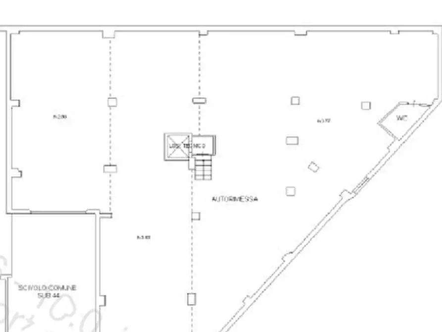 Immagine 6 di Garage in vendita  in Via XXV Aprile 40 a Ancona