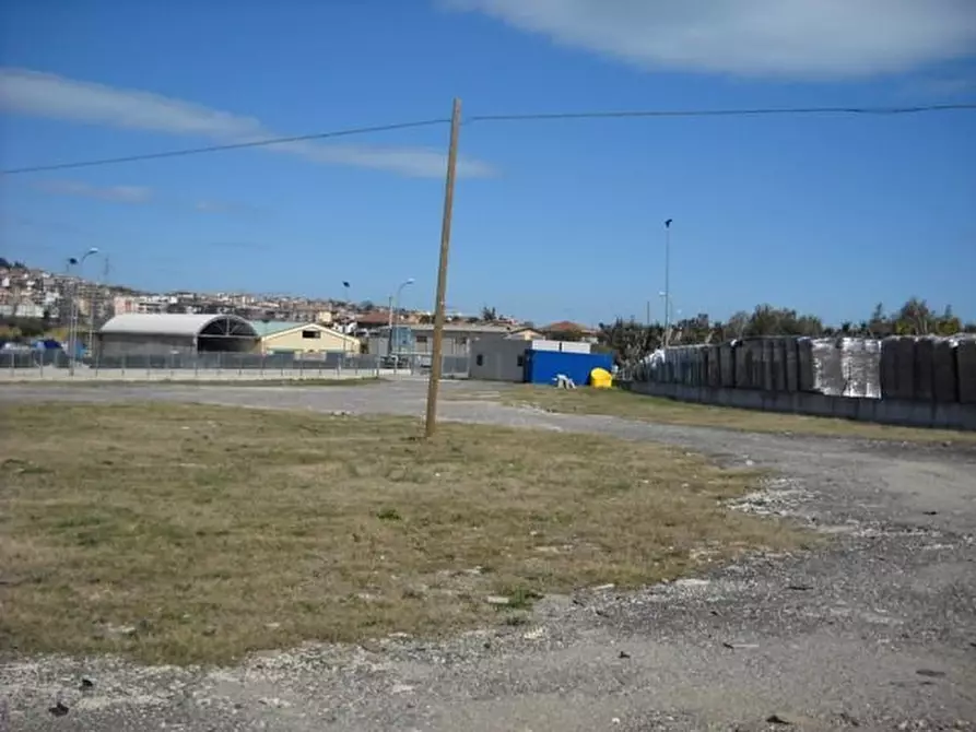 Immagine 6 di Terreno agricolo in affitto  a Grottammare