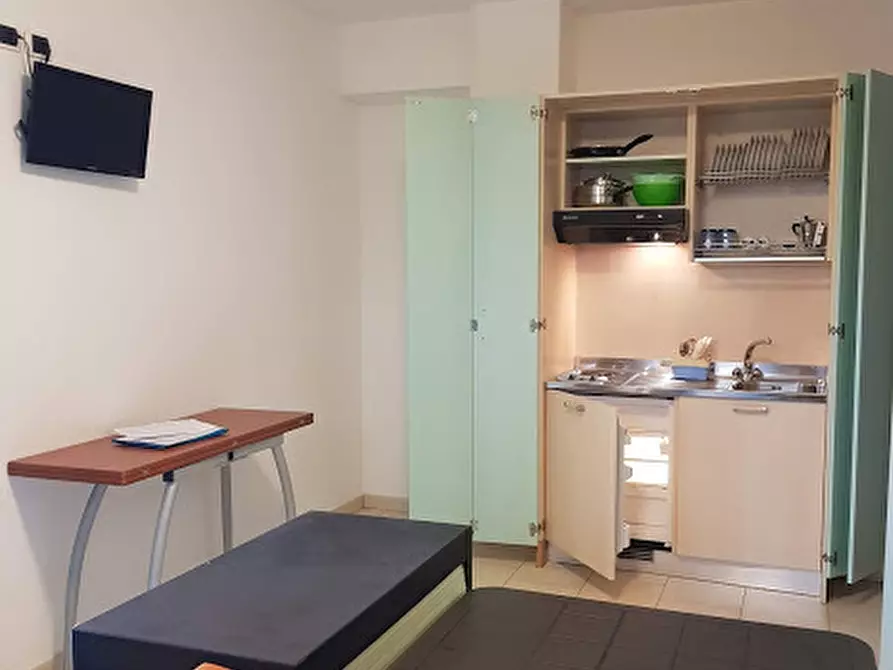 Immagine 14 di Residence in vendita  a Tortoreto