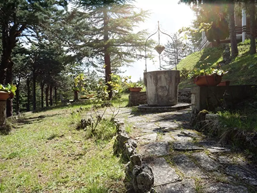 Immagine 55 di Casa indipendente in vendita  a Ascoli Piceno