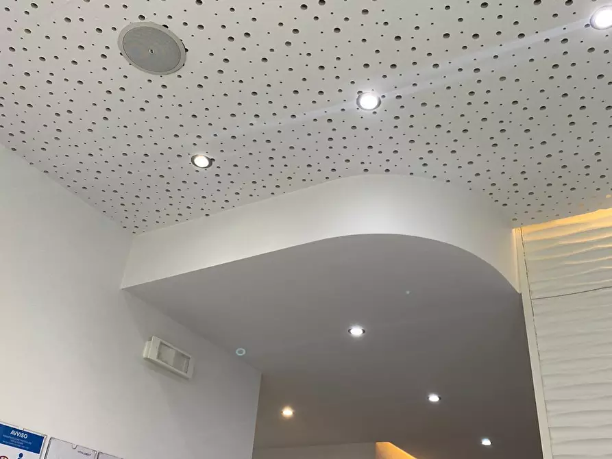 Immagine 8 di Locale commerciale in affitto  a Ascoli Piceno