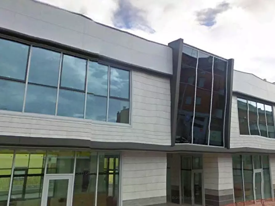 Immagine 13 di Ufficio in vendita  a San Benedetto Del Tronto