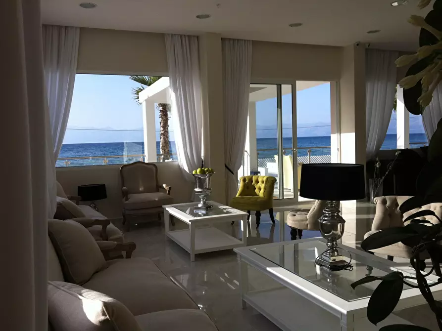 Immagine 8 di Albergo/B&B/Residence in vendita  a Otranto