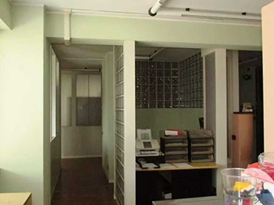 Immagine 14 di Ufficio in vendita  in VIA OTTONI 17 a Matelica