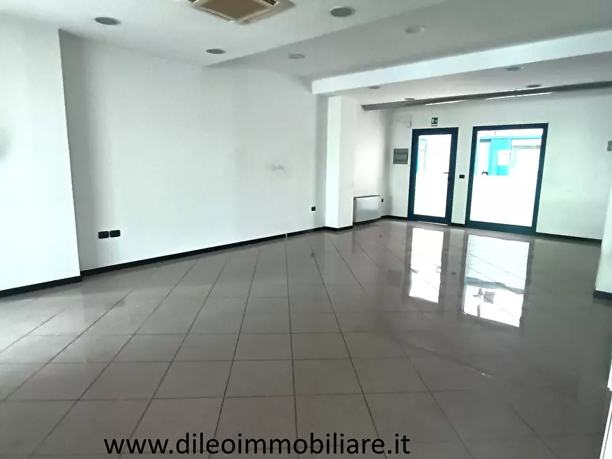 Immagine 1 di Ufficio in affitto  a San Benedetto Del Tronto