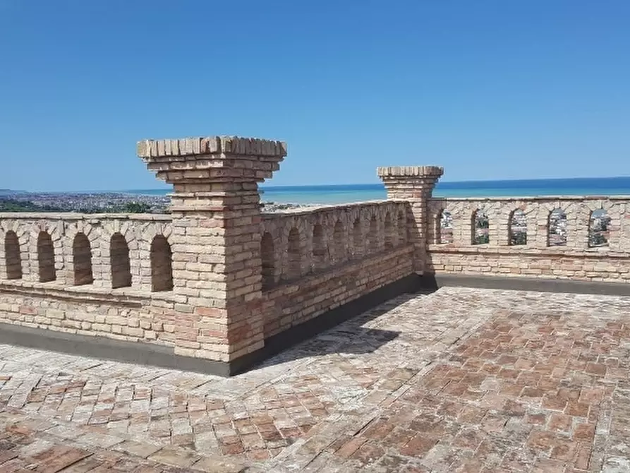 Immagine 12 di Villa in vendita  a Tortoreto