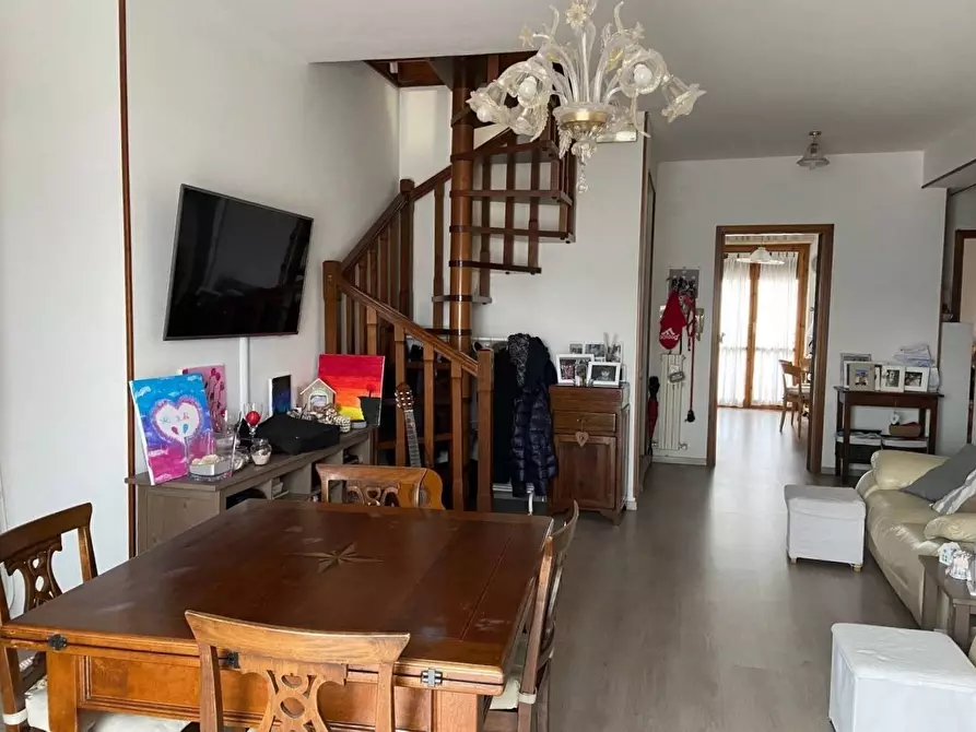 Immagine 2 di Appartamento in vendita  a Monsampolo Del Tronto