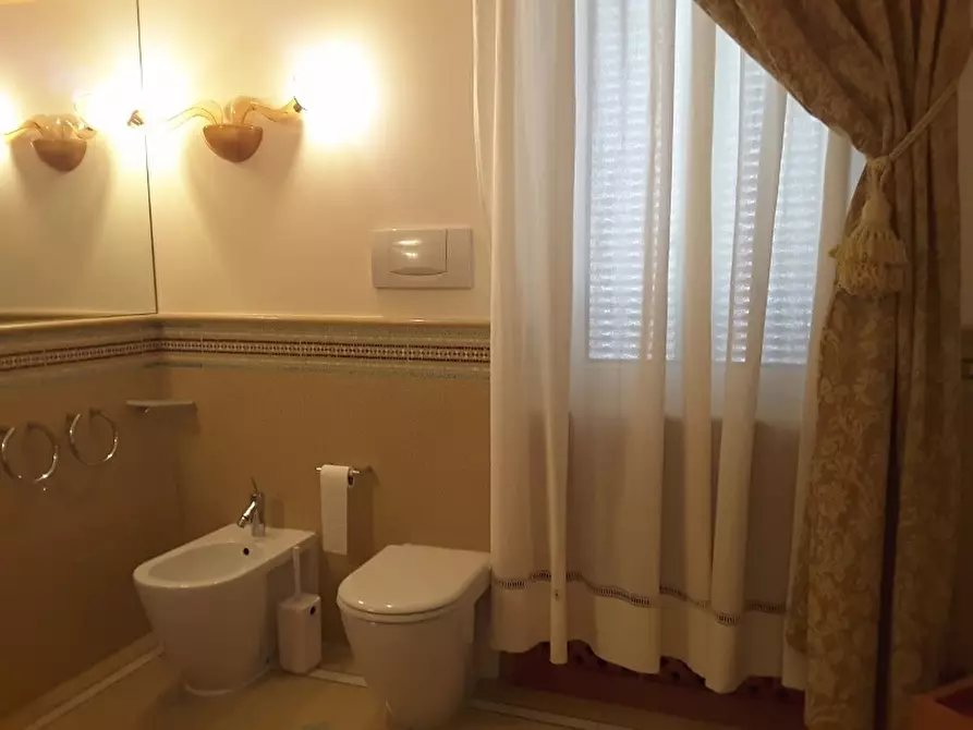 Immagine 28 di Casa indipendente in vendita  a Castorano