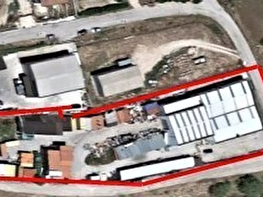 Immagine 2 di Capannone industriale in vendita  in Strada Statale 17 a Barisciano