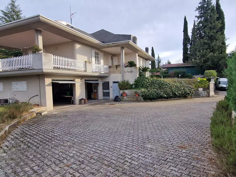 Immagine 57 di Casa indipendente in vendita  a Folignano