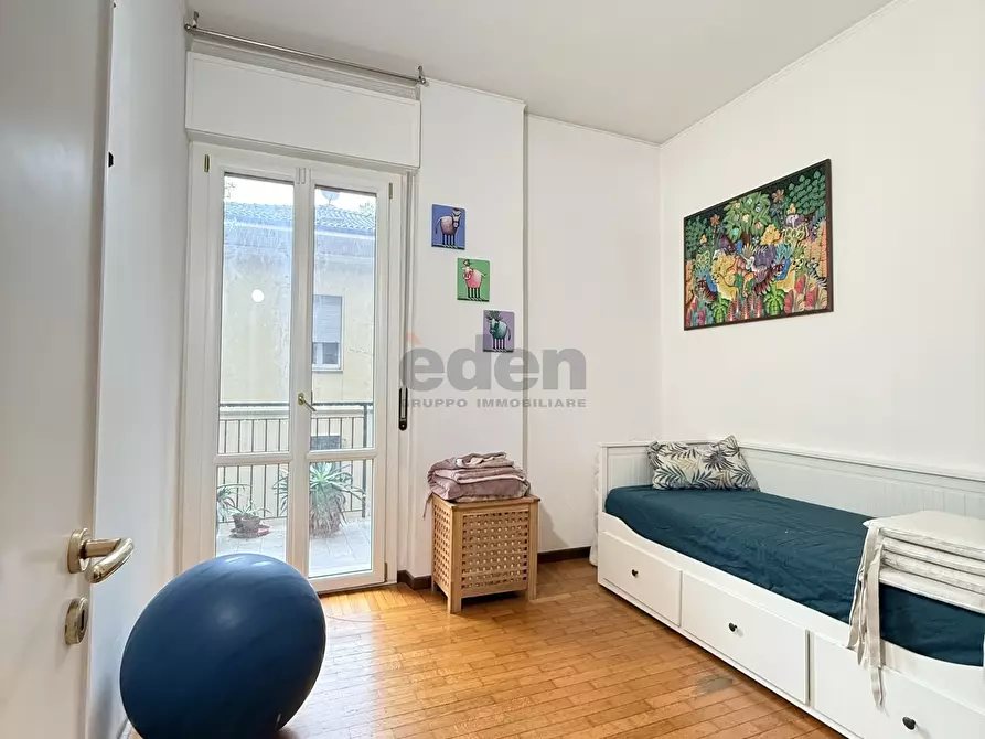 Immagine 12 di Trilocale in vendita  in viale vittorio veneto 102 a Modena