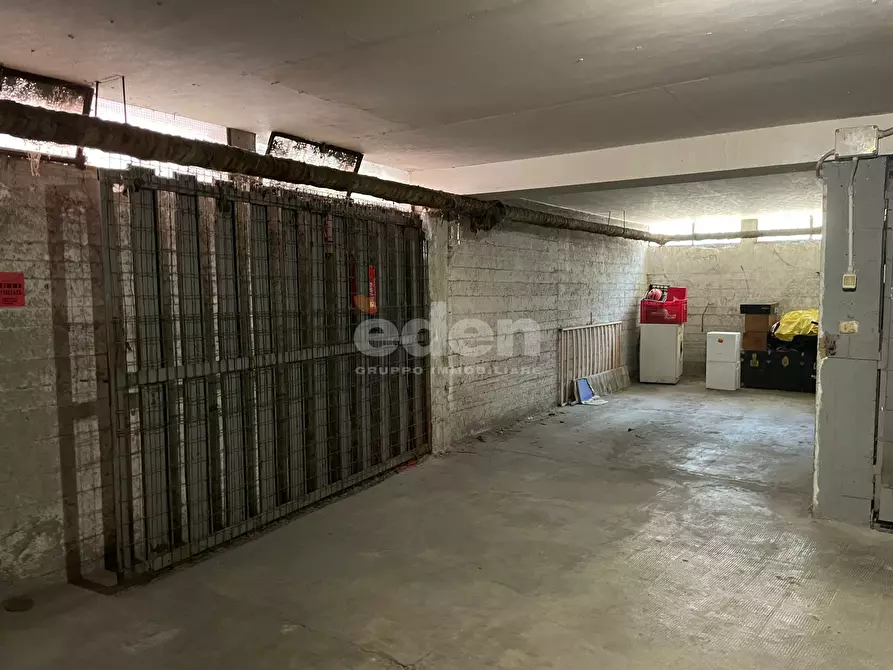 Immagine 1 di Garage in vendita  in Via Emilia Ovest 194 a Modena