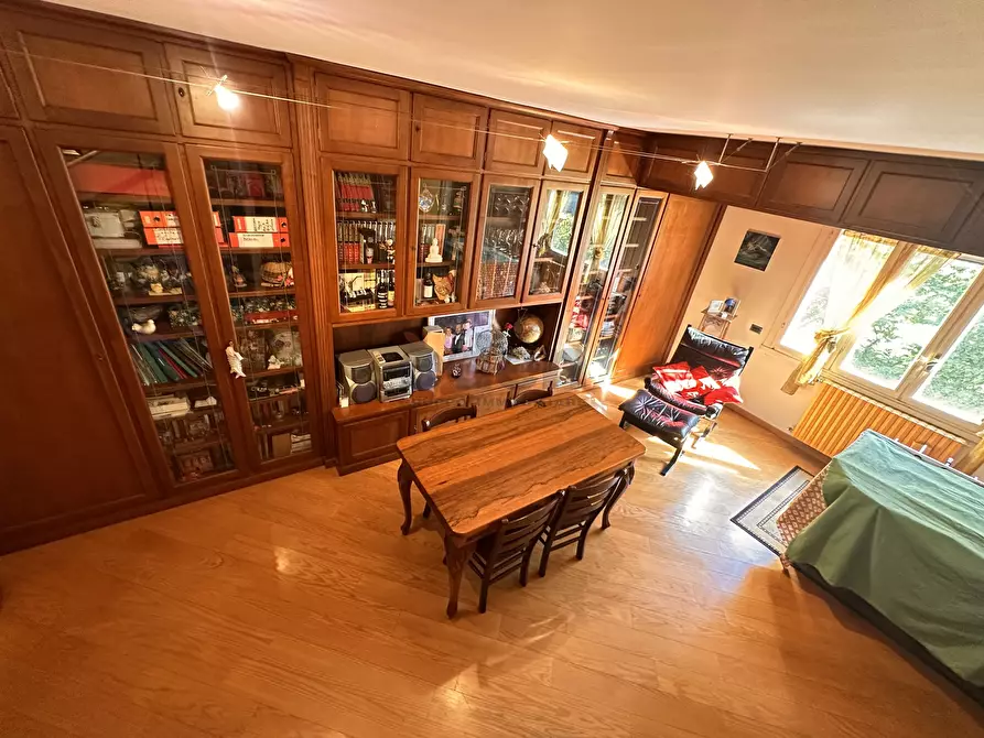 Immagine 15 di Quadrilocale in vendita  in Piazza Guido Rossa 8 a Modena