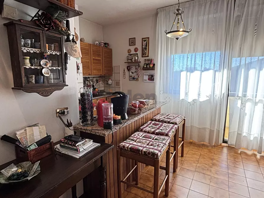 Immagine 40 di Trilocale in vendita  in STRADA DI SALICETO PANARO 211 a Modena