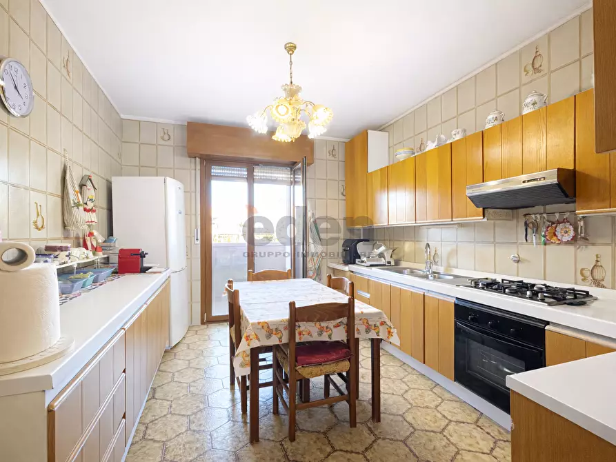 Immagine 33 di Quadrilocale in vendita  in Via Giovanni Lagrange 36 a Modena