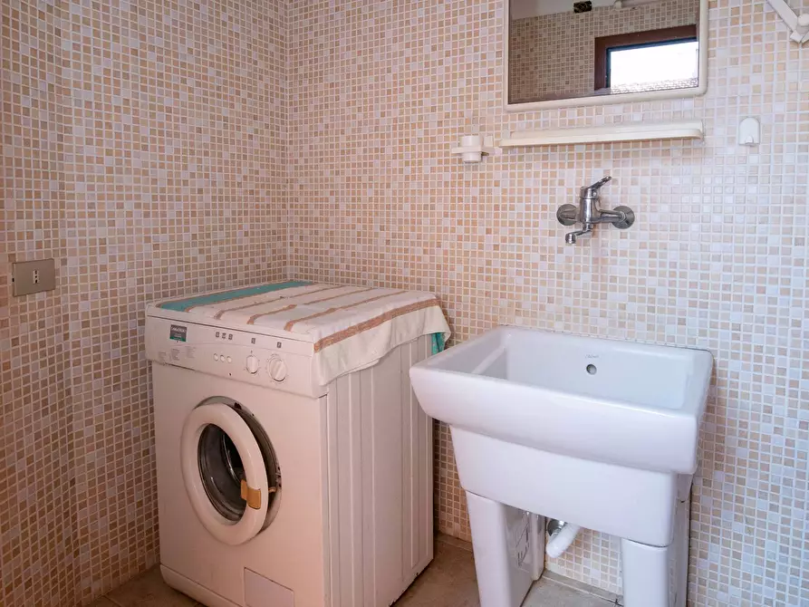 Immagine 23 di Casa indipendente in vendita  a Quartucciu