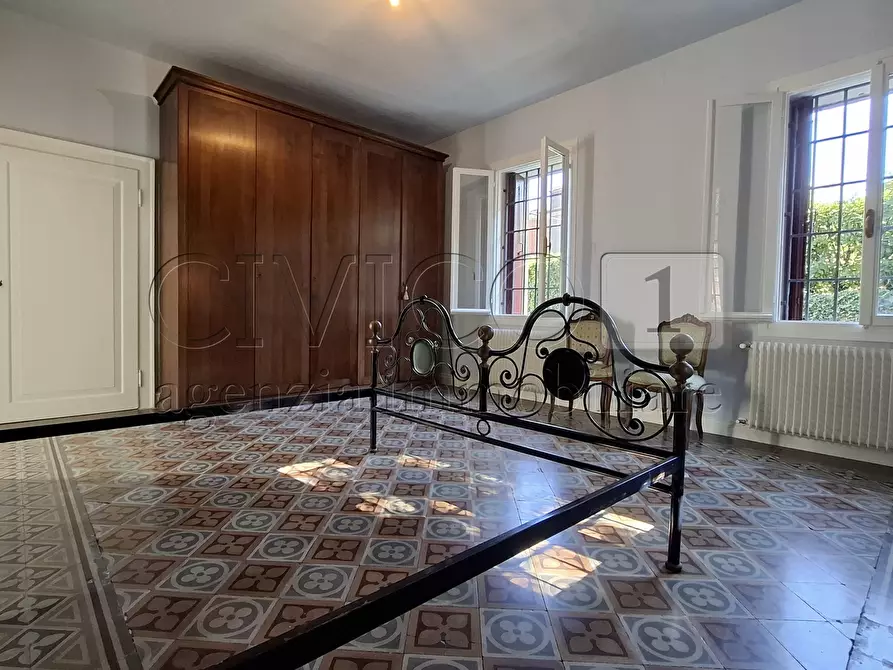 Immagine 19 di Villa in vendita  in Viale Scalabrini a Bassano Del Grappa