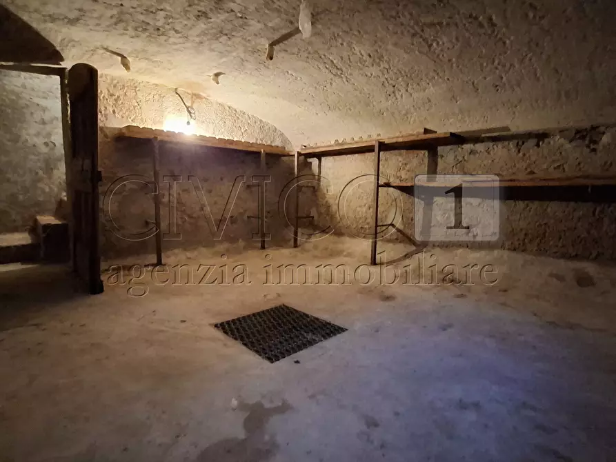 Immagine 48 di Villa in vendita  in Viale Scalabrini a Bassano Del Grappa