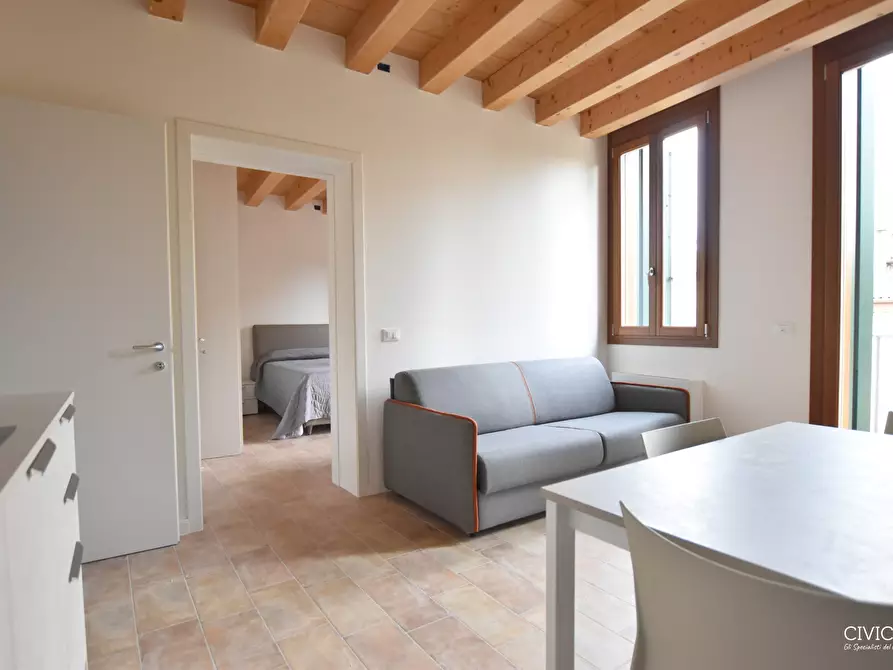 Immagine 4 di Appartamento in affitto  in Via Savonarola a Padova