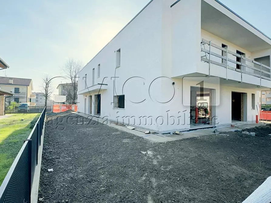 Immagine 6 di Casa trifamiliare in vendita  in Via dei Favari 3 a Limena