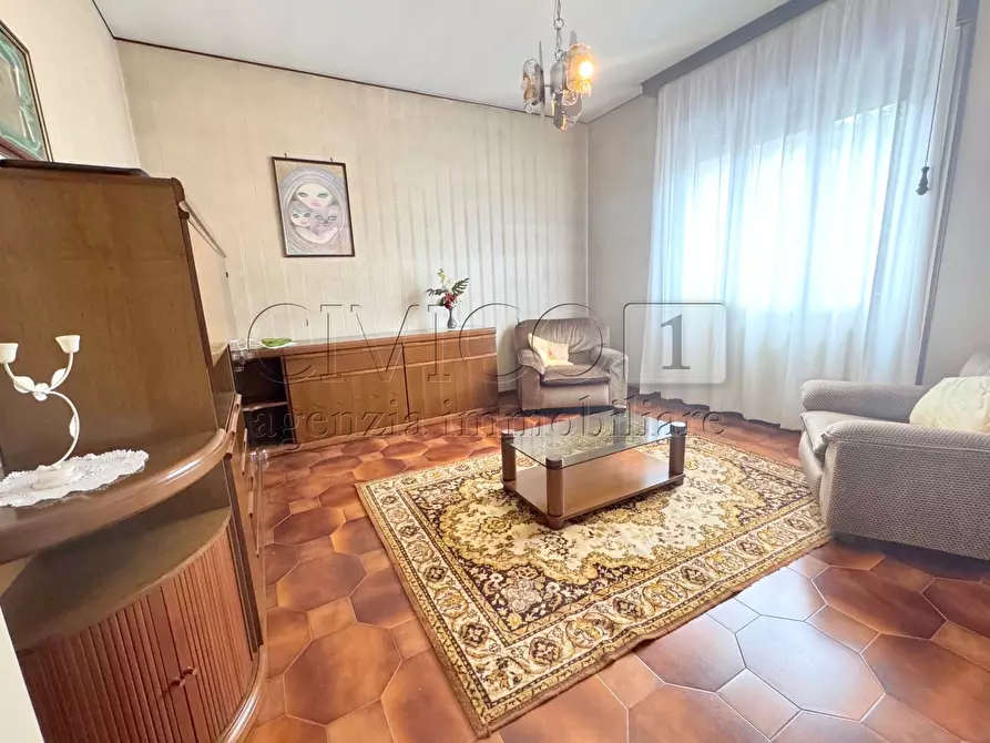 Immagine 1 di Casa bifamiliare in vendita  in Viale Martiri della Liberazione 61 a Carmignano Di Brenta