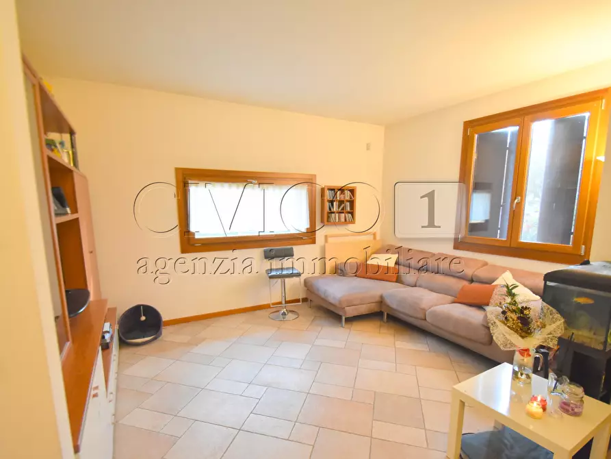 Immagine 6 di Casa bifamiliare in vendita  in Via Negrin 13 a Camisano Vicentino