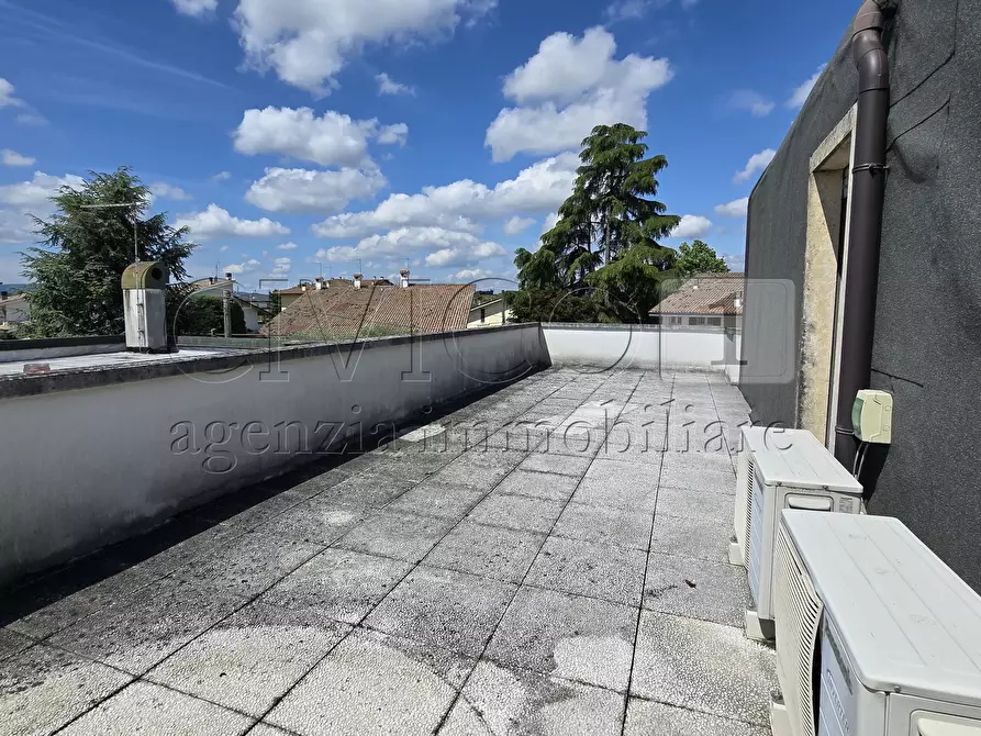 Immagine 16 di Casa bifamiliare in vendita  a Torri Di Quartesolo