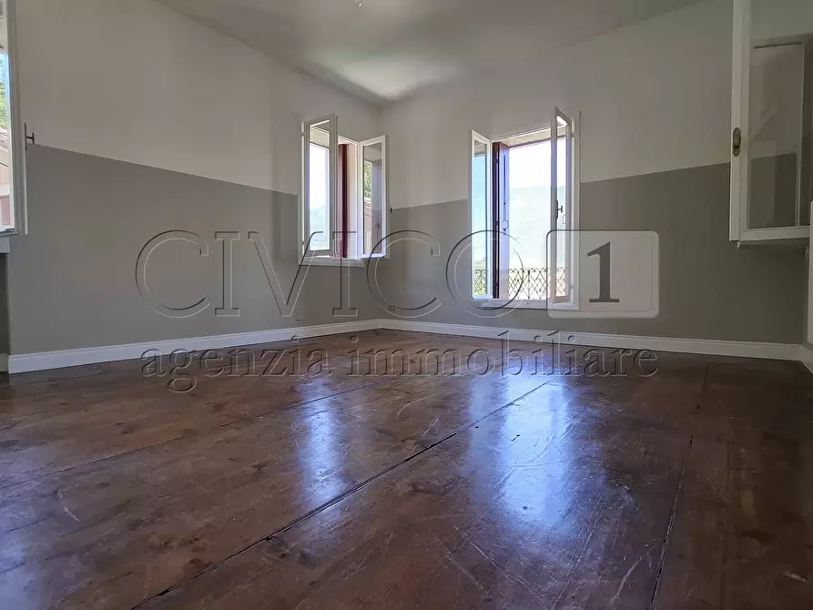 Immagine 37 di Villa in vendita  in Viale Scalabrini a Bassano Del Grappa