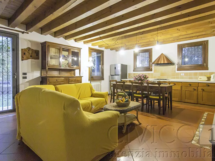 Immagine 16 di Rustico / casale in vendita  in Via Bagnolo 12 a Longare