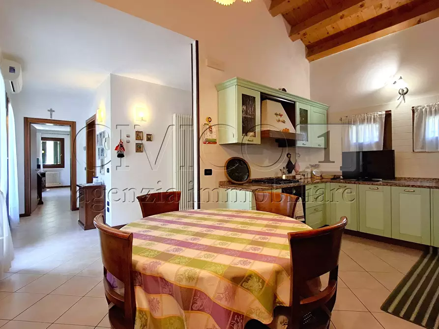 Immagine 13 di Villetta a schiera in vendita  in Via Monsignor Igino Strazzacappa a Montegalda