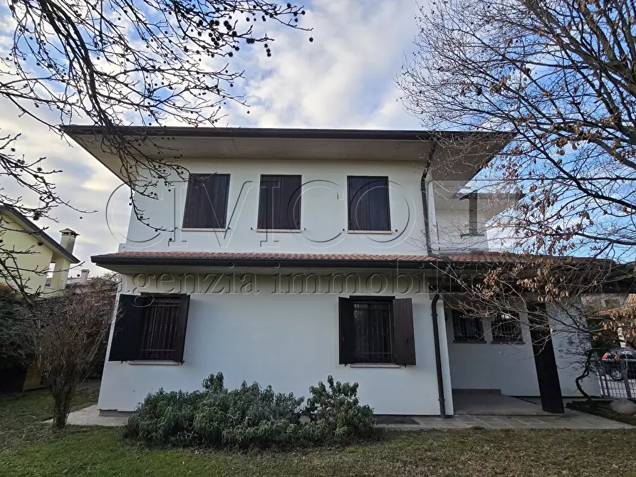 Immagine 7 di Casa bifamiliare in vendita  in via dei Fanti 154 a Torri Di Quartesolo