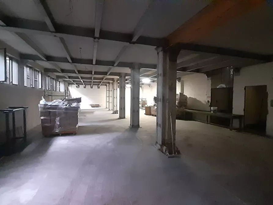 Immagine 2 di Capannone industriale in affitto  in Via Giuseppe Mazzini 70 a Somma Lombardo