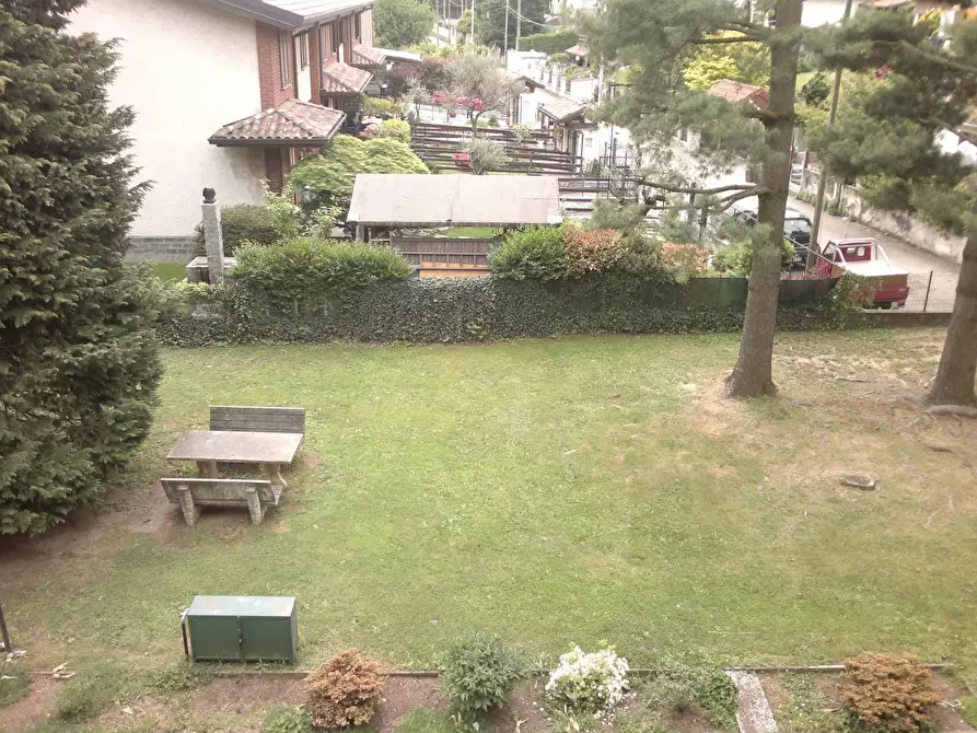 Immagine 14 di Trilocale in vendita  in Via Neruda 12 a Arsago Seprio