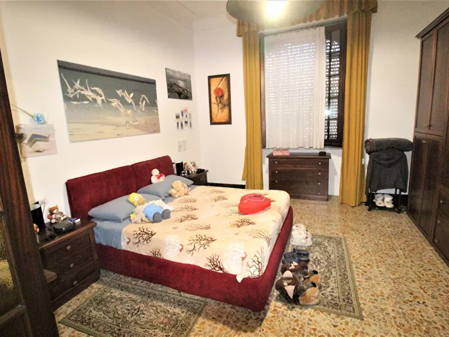 Immagine 13 di Villa in vendita  in Via Venezia 38 a Carrara