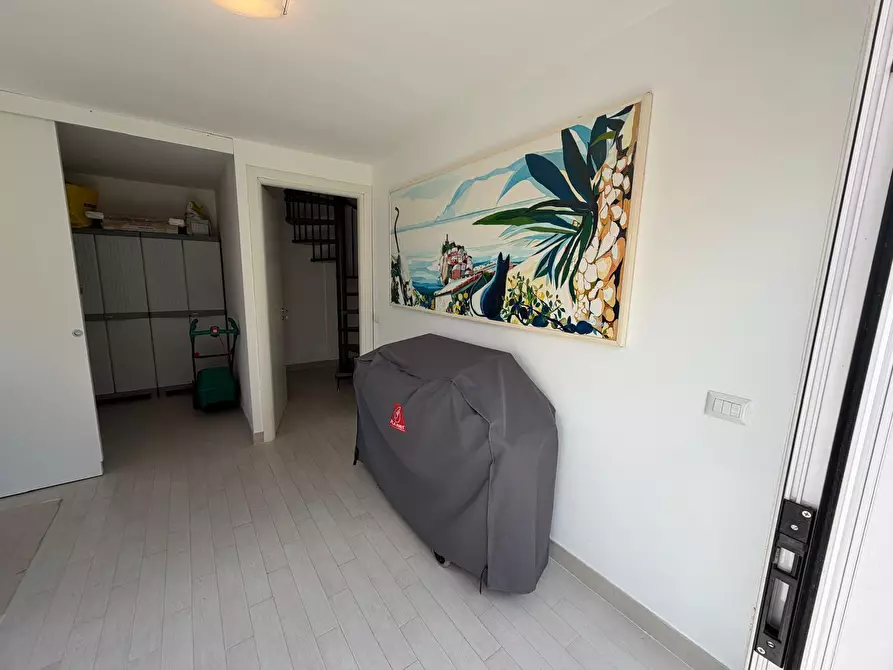 Immagine 16 di Terratetto in vendita  in Via Giacomo Leopardi 12 a Ameglia