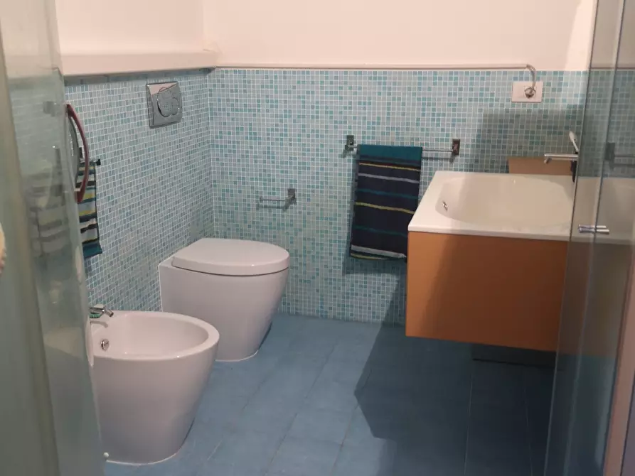 Immagine 13 di Casa semindipendente in vendita  in Via dei Pini 40 a Castelnuovo Magra