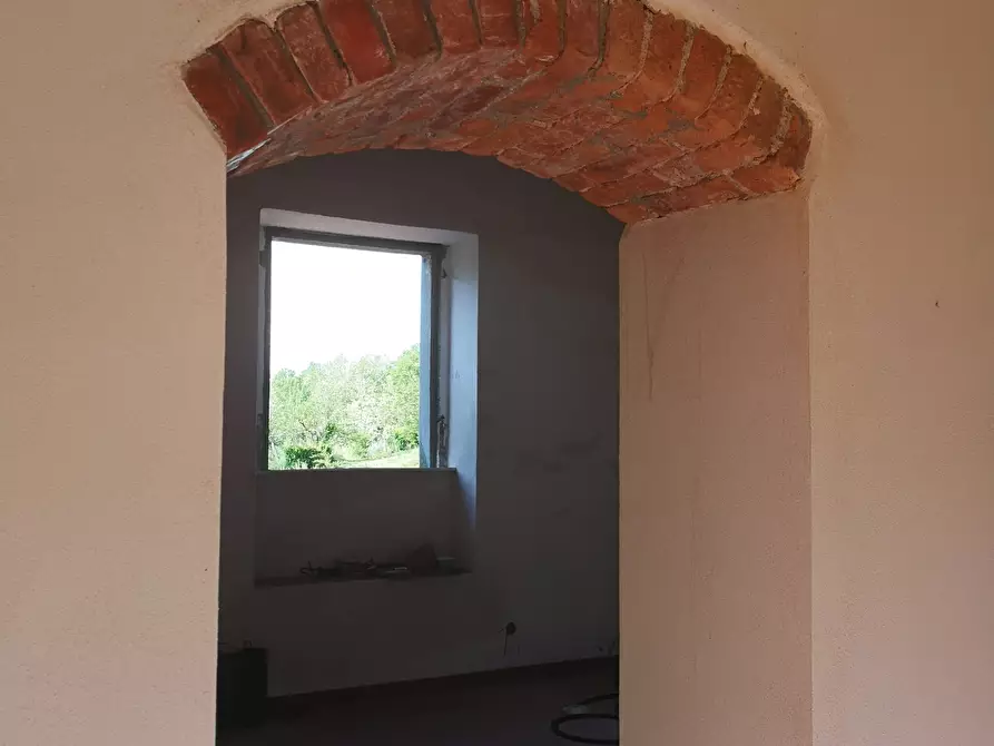 Immagine 46 di Rustico / casale in vendita  in Via Molino del Piano 1 a Castelnuovo Magra