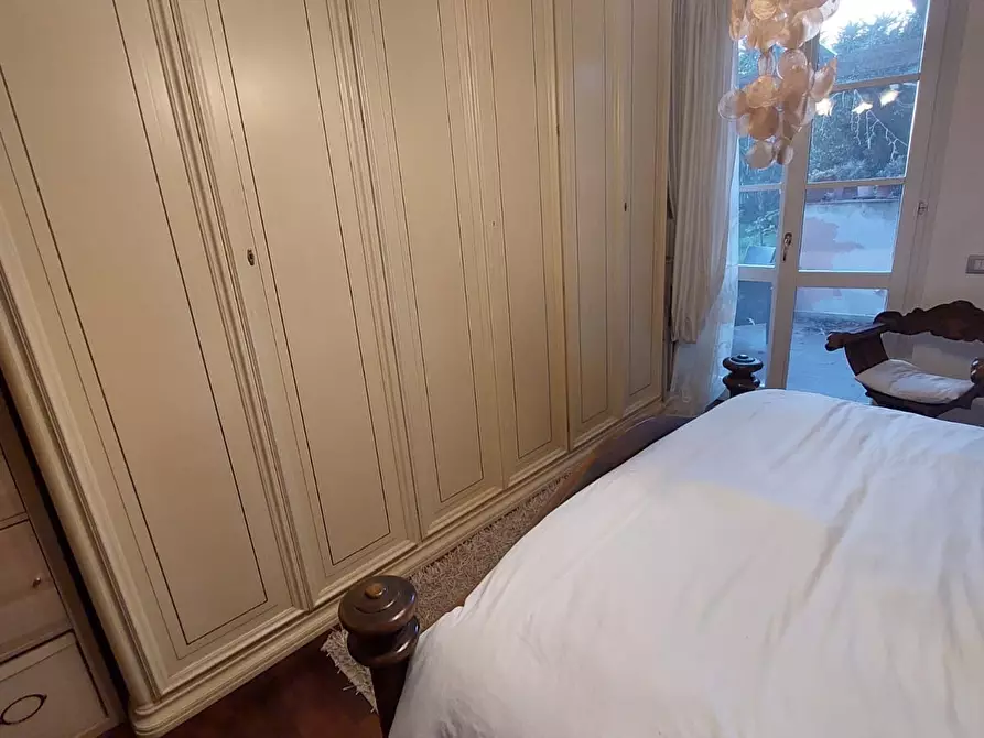 Immagine 17 di Casa semindipendente in vendita  in Via Cavour 15 a Carrara