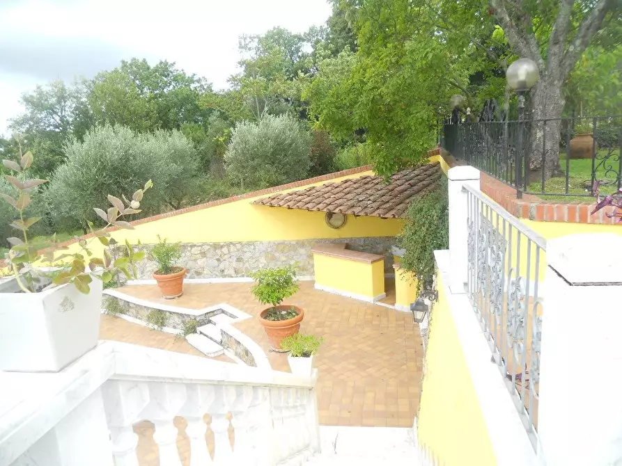 Immagine 30 di Villa in vendita  in Via Palvotrisia 92 a Castelnuovo Magra