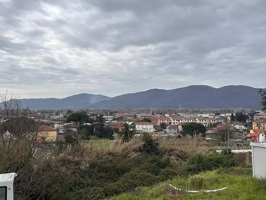 Immagine 25 di Villa in vendita  in Via Nave 14 a Sarzana
