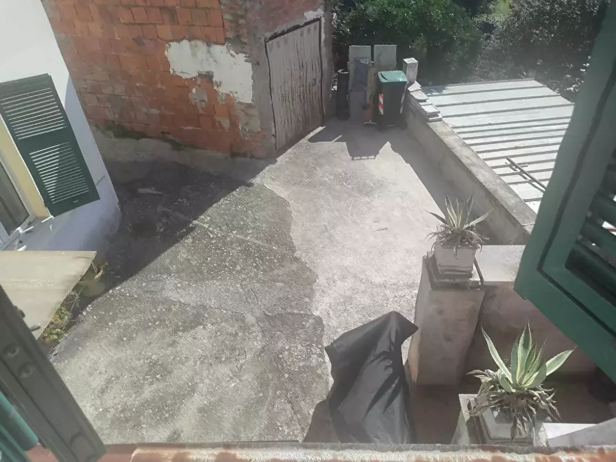 Immagine 21 di Casa semindipendente in vendita  in Via Montebello 35 a Carrara