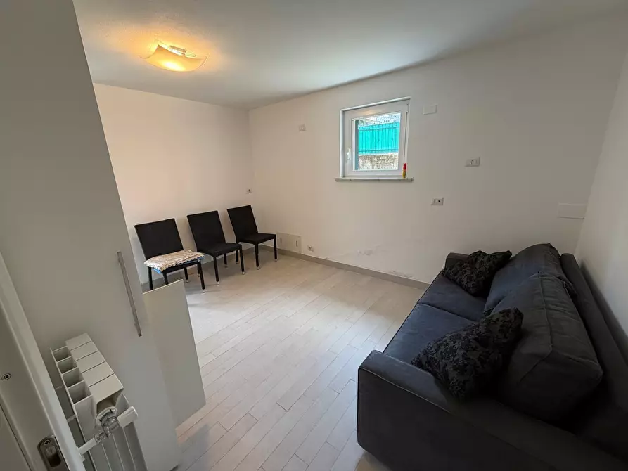 Immagine 11 di Terratetto in vendita  in Via Giacomo Leopardi 12 a Ameglia