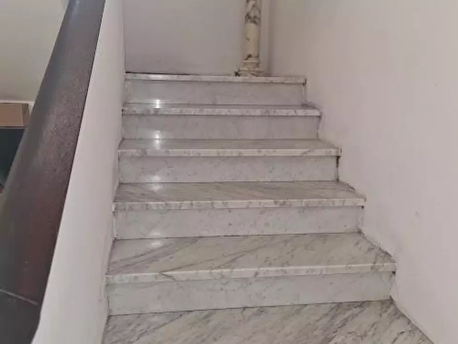 Immagine 5 di Casa semindipendente in vendita  in Viale XX Settembre 173 a Carrara