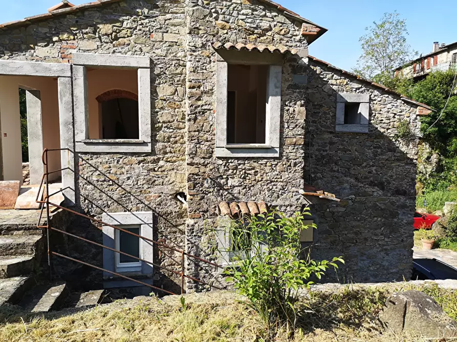 Immagine 49 di Rustico / casale in vendita  in Via Molino del Piano 1 a Castelnuovo Magra