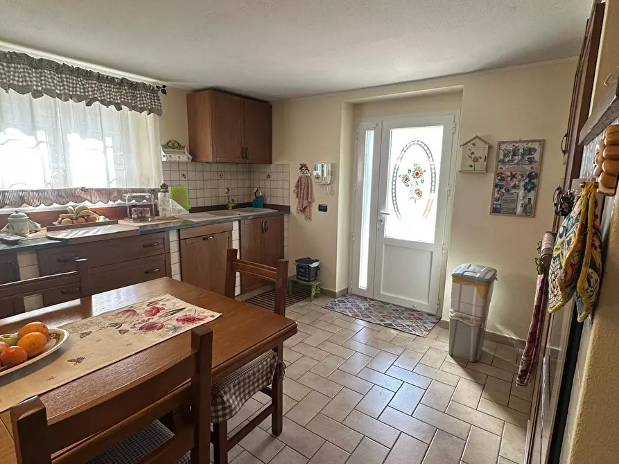 Immagine 29 di Villa in vendita  in Via della Resistenza 38 a Castelnuovo Magra