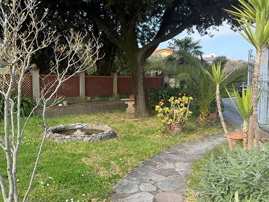 Immagine 36 di Casa semindipendente in vendita  in Via Provinciale 114 a Castelnuovo Magra