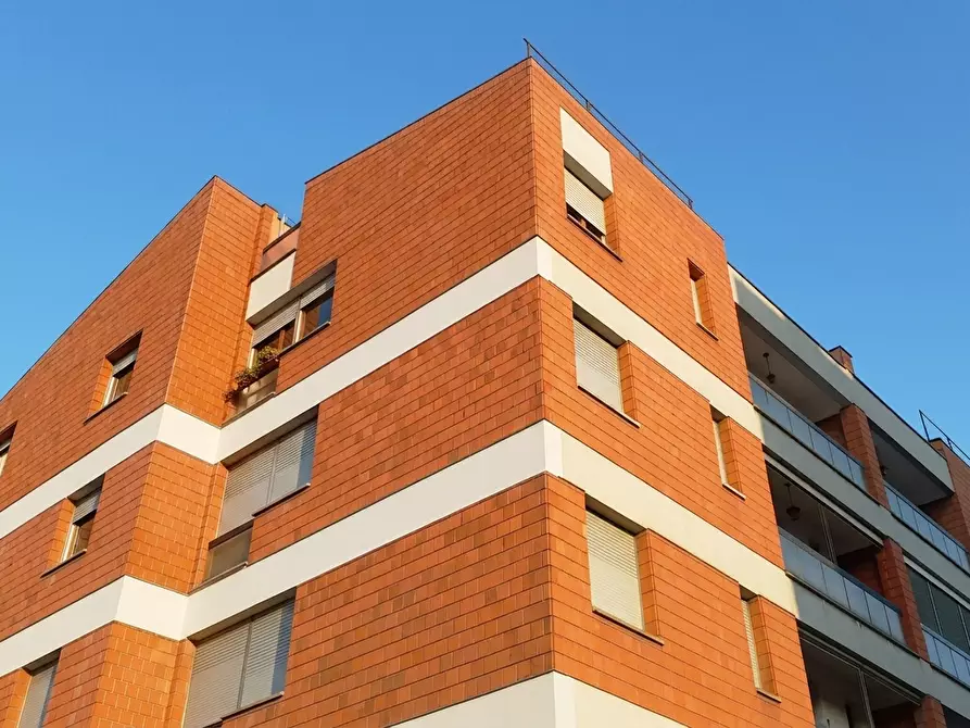 Immagine 8 di Bilocale in affitto  a Bologna