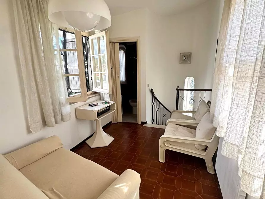 Immagine 20 di Casa bifamiliare in vendita  in Strada Provinciale Badino 29 a Terracina