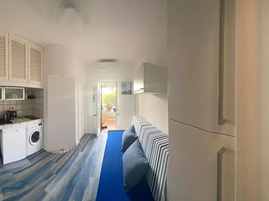 Immagine 8 di Bilocale in vendita  in Consorzio Maga Circe 569 a Terracina