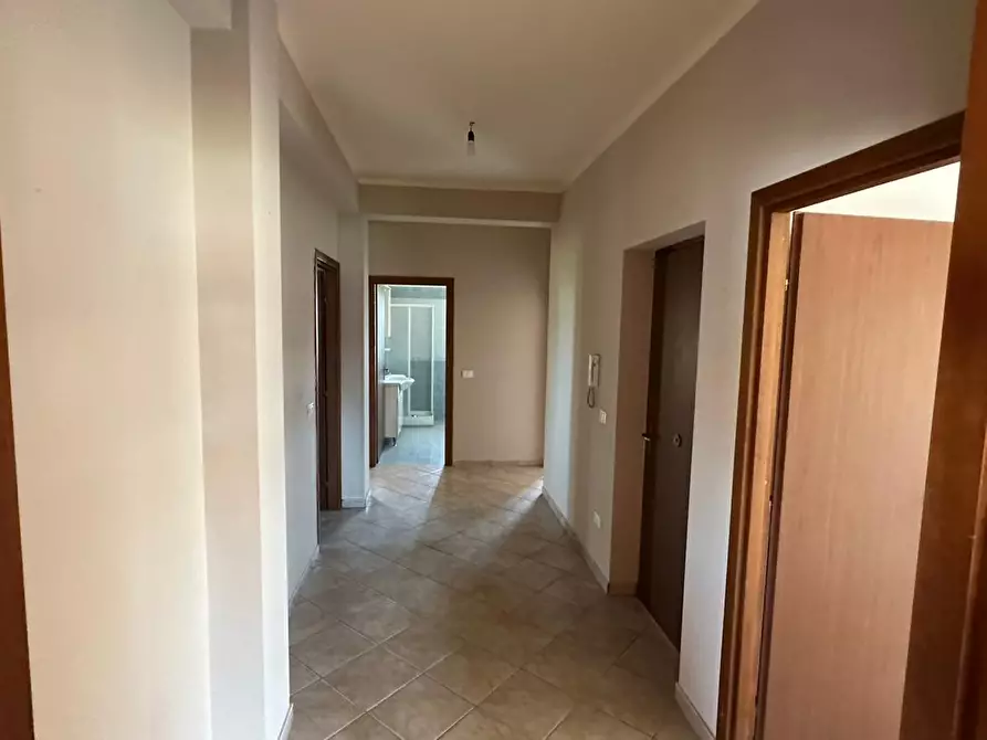 Immagine 9 di Pentalocale in vendita  in Via ST 31 39 a Palermo